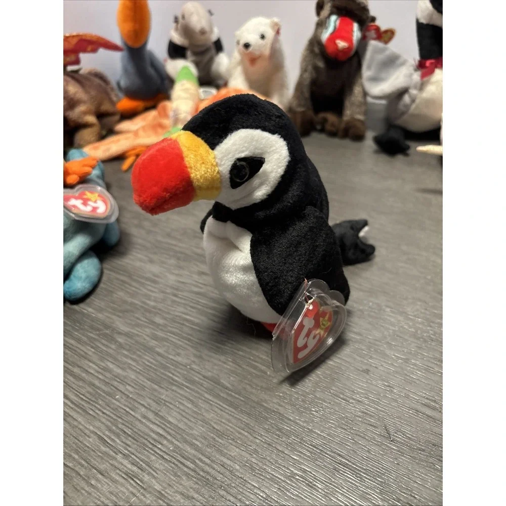 Lot Of 17 TY Beanie Babies - All with Tags Except 3 Frog Crab Pelican Bear Aruba